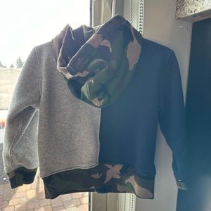 2T Polo Ralph Lauren camo zip up jacket. Thick and warm